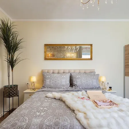 招待所 Luxury & - Riva & Sea View In Diocletian Palace 斯普利特