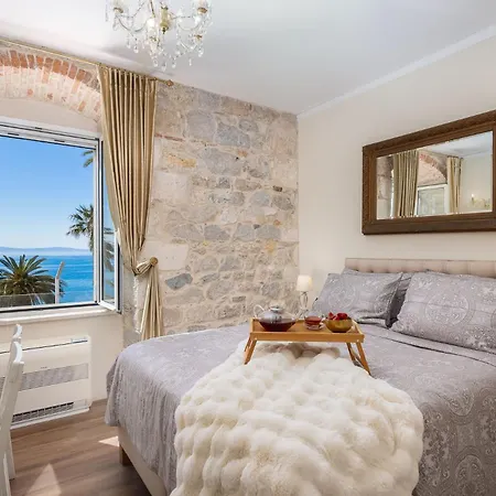 Luxury & - Riva & Sea View In Diocletian Palace 招待所 斯普利特
