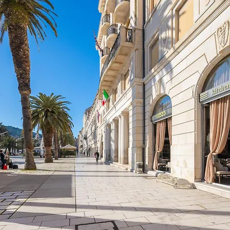 Luxury & - Riva & Sea View In Diocletian Palace 招待所 *