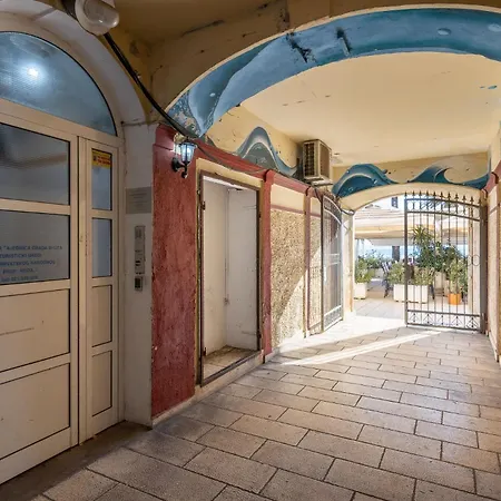 Luxury & - Riva & Sea View In Diocletian Palace 招待所 斯普利特