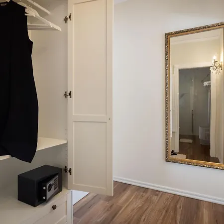 Luxury & - Main Promenade, Sea & View In Diocletian Palace Split