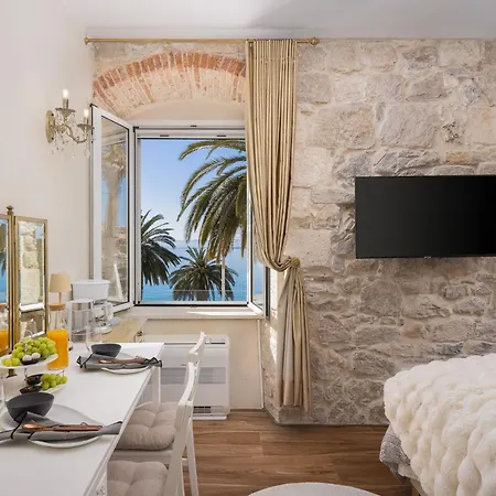 Luxury & - Main Promenade, Sea & View In Diocletian Palace 4* Split