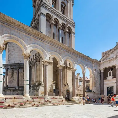 Apartment Luxury & - Main Promenade, Sea & View In Diocletian Palace *