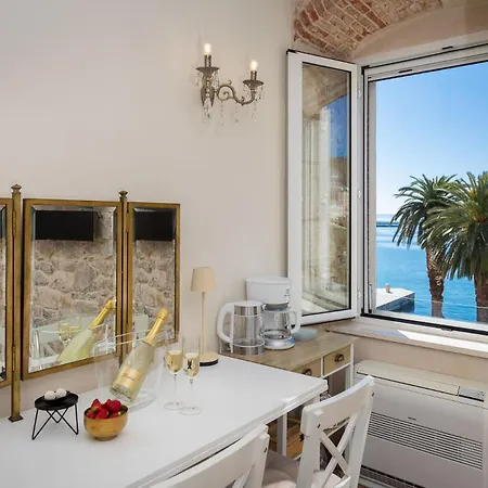 Apartment Luxury & - Main Promenade, Sea & View In Diocletian Palace