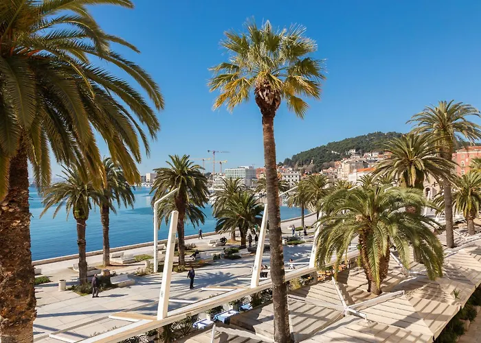 Luxury & - Main Promenade, Sea & View In Diocletian Palace Appartement Split