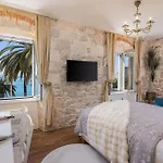 Luxury & - Main Promenade, Sea & View In Diocletian Palace *