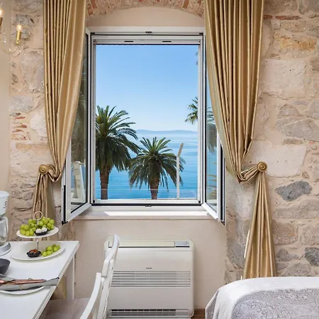 Pensjonat Luxury & - Main Promenade, Sea & View In Diocletian Palace