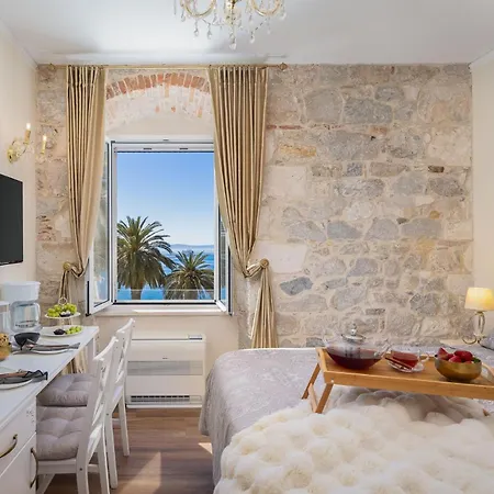 Luxury & - Main Promenade, Sea & View In Diocletian Palace 4*