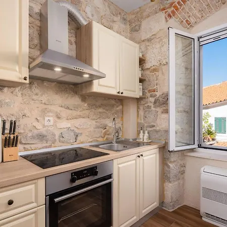 Luxury & - Main Promenade, Sea & View In Diocletian Palace Apartman *