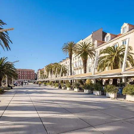 Luxury & - Main Promenade, Sea & View In Diocletian Palace Apartment