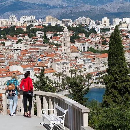 Apartment Luxury & - Main Promenade, Sea & View In Diocletian Palace